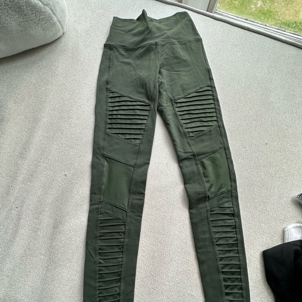All Green Leggings